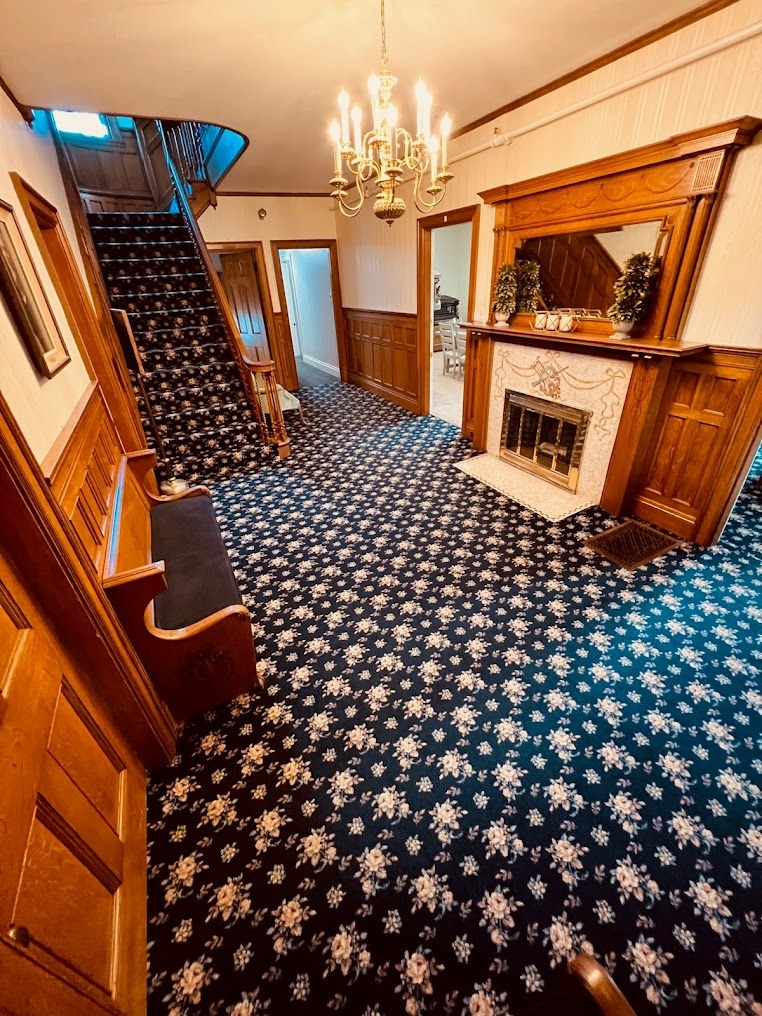 Albert & Burpee Funeral Home gallery image 2